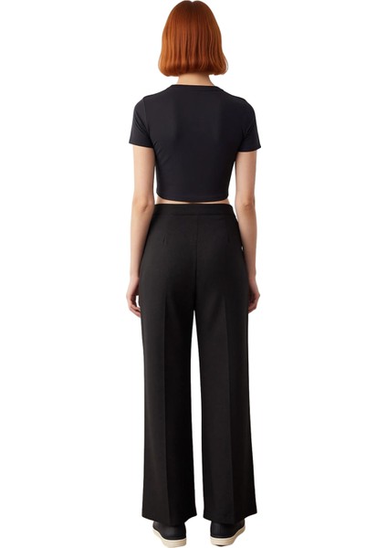 Kadin Wide Leg Pilili Pantolon Fonksiyonel Dayanıklı Kaliteli Konforlu Estetik Premium Şık indirimleri