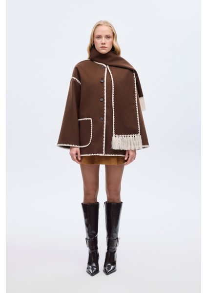 Atkılı Çoban Dikişli Oversize Kısa Kaban Kahverengi