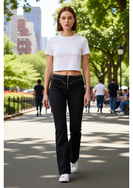 Yüksek Bel Trok Detaylı Flare Jean Kadın Fonksiyonel Dayanıklı Kaliteli Konforlu Estetik Şık modelleri