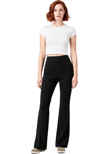 Kadın Flare Kesim Düz Dokuma Pantolon Fonksiyonel Dayanıklı Kaliteli Konforlu Estetik Spor fırsatları