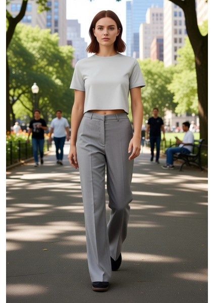 Kadın Ekoseli Flare Pantolon Fonksiyonel Dayanıklı Kaliteli Konforlu Estetik Premium Rahat fiyatları