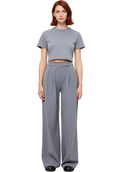 Kadın Yüksek Bel Pileli Geniş Paça Pantolon Fonksiyonel Dayanıklı Kaliteli Konforlu Modern fırsatları