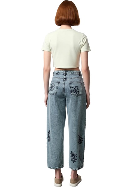 Kadın Işlemeli Yüksek Bel Bol Kesim Kot Pantolon Fonksiyonel Dayanıklı Kaliteli Konforlu Şık fiyatları