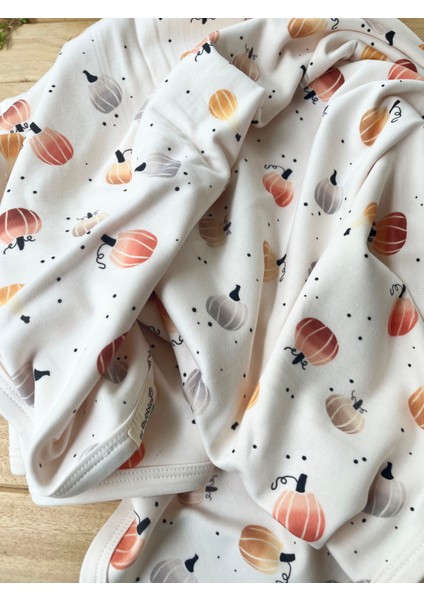 Bubbles Naturel Organik Pamuklu 80 x 85 cm Çift Kat Penye Bebek Battaniye Balkabağı fırsatları