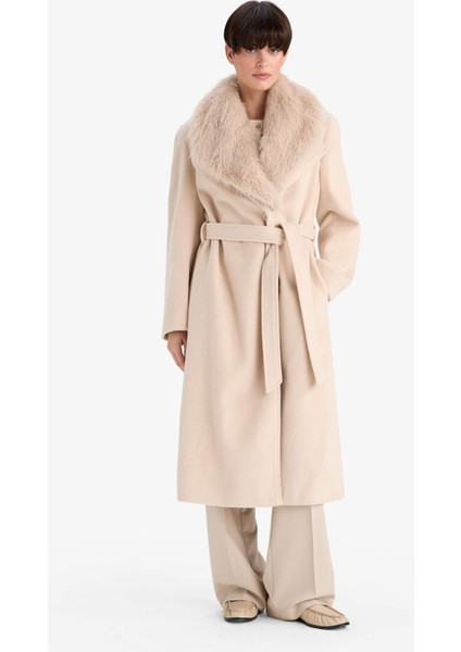 Regular Fit Suni Kürk Yaka Kuşaklı Kaşe Uzun KABAN F2811AX25WN modelleri