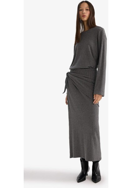 A Kesim Normal Bel Fitilli Kaşkorse Midi Etek fiyatları