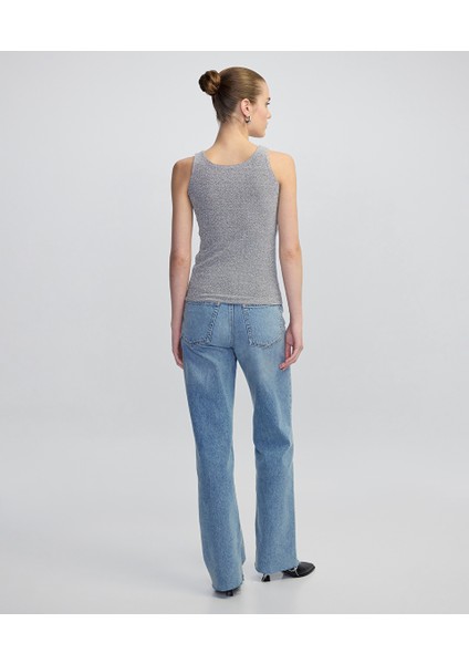 Asimetrik metal aksesuarlı tişört IW6250070134122 fırsatları