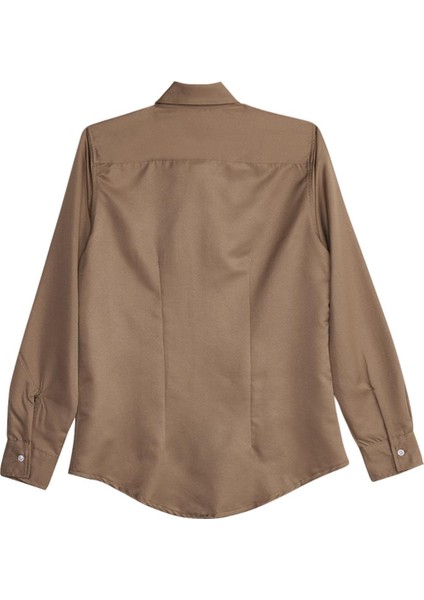 Kadın Slim Fit Dar Kesim Vucüda Oturan Uzun Kollu Gizli Düğme Detaylı Koyu Vizon Basic Gömlek modelleri