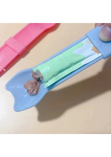 Kedi Erişte Sıkma Kaşık, Kedi Erişte Besleyici, Islak Kedi Atıştırmalıklarını Yalama Için Uygun, Evcil Hayvan Atıştırmalık Besleme Aletleri, Evcil Hayvan Malzemeleri (Yurt Dışından) modelleri