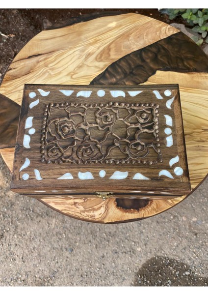 Ceviz Ağacından Kakmalı Şık Tasarımlı Büyük Boy Takı Sandığı - Ahşap Görünüm - 19*12 cm fiyatları