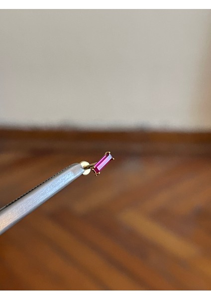 %100 G23 Titanyum Uzun Baget Taşlı Detay Flatback Kıkırdak Helix Conch Tragus Labret Piercing modelleri