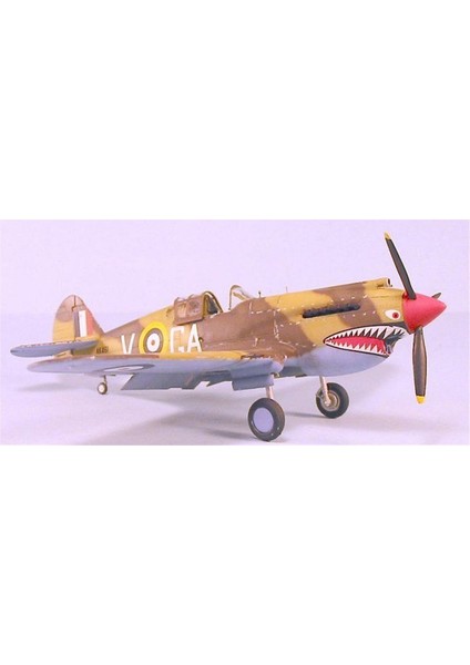 02807 1/48 Ölçek, Curtiss P-40B Warhawk Savaş Uçağı Plastik Model Kiti