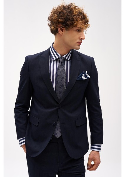 Erkek Lacivert Barı (4 Drop) / Geniş Kalıp Sivri Yaka Takım Elbise