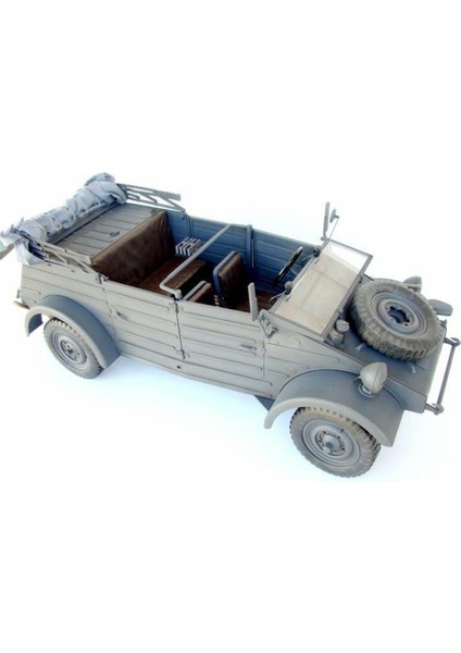 75003 1/6 Ölçek, Volkswagen Kübelwagen Tip-82 Hafif Zırhlı Arac Plastik Model Kiti