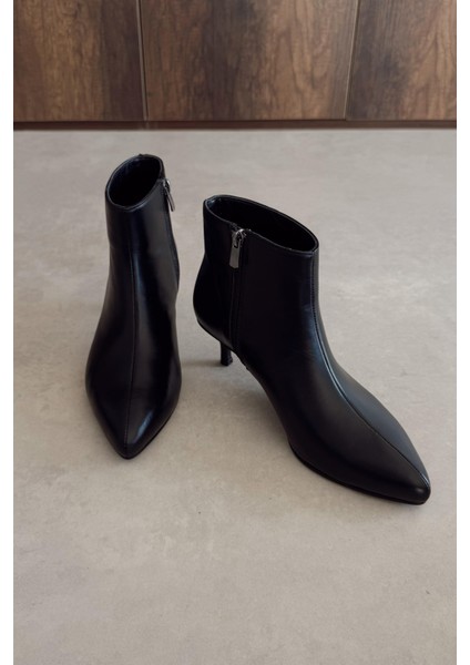 City Siyah Hakiki Deri Bot fırsatları