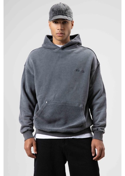 Oversize Yıkamalı Baskılı Kapüşonlu Sweatshirt Siyah modelleri