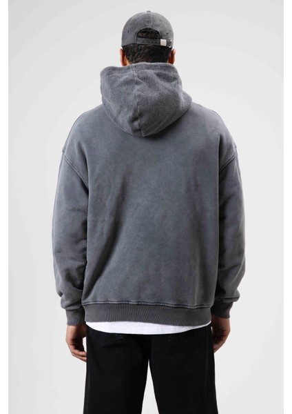 Oversize Yıkamalı Baskılı Kapüşonlu Sweatshirt Siyah indirimleri