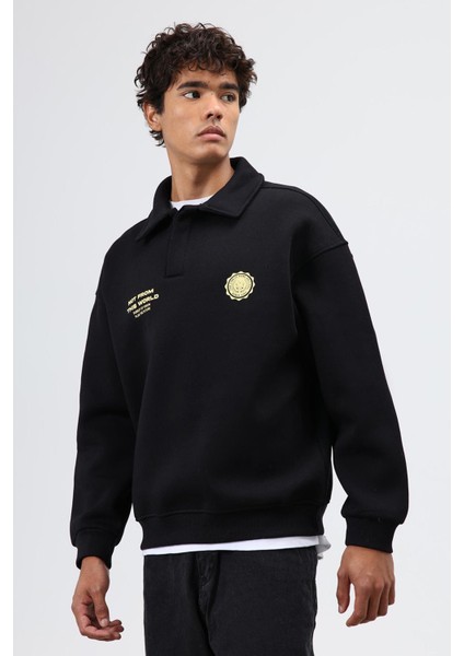 Polo Yaka Oversize Baskılı Yıkamalı Sweatshirt Siyah fırsatları