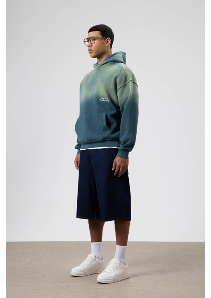 Oversize Baskılı Kapüşonlu Sweatshirt Nefti fiyatları