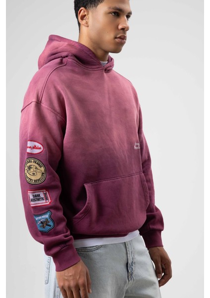 Oversize Baskılı Kapüşonlu Sweatshirt Bordo indirimleri