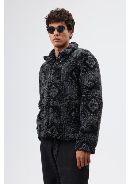 Oversize Peluş Mont Siyah modelleri