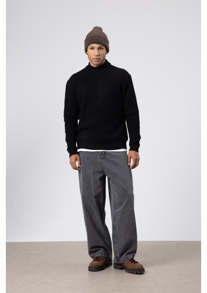 Yarım Balıkçı Yaka Triko Kazak Siyah