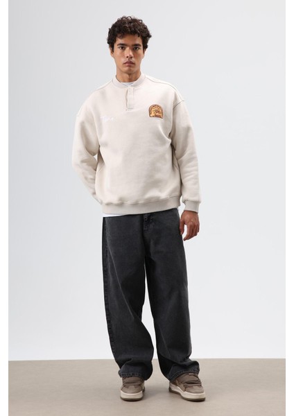 Oversize Bisiklet Yaka Baskılı Sweatshirt Taş