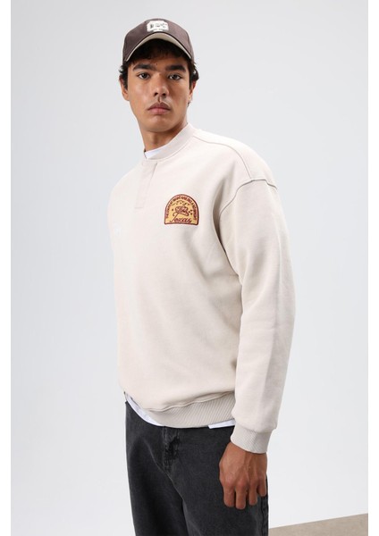 Oversize Bisiklet Yaka Baskılı Sweatshirt Taş indirimleri