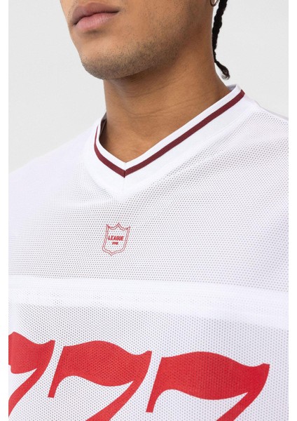 Oversize V Yaka Forma Tişört Beyaz indirimleri