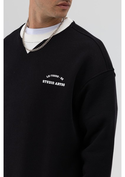 Oversize Bisiklet Yaka Baskılı Sweatshirt Siyah fiyatları