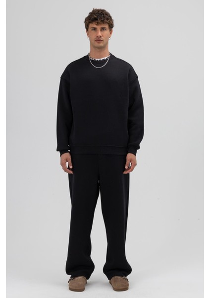 Basic Bisiklet Yaka Oversize Sweatshirt Siyah fiyatları