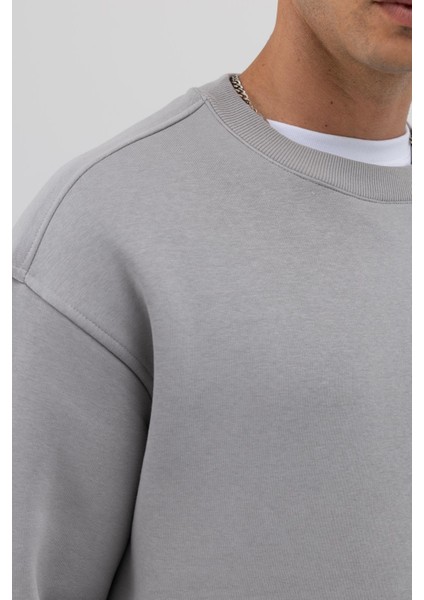 Basic Bisiklet Yaka Oversize Sweatshirt Gri fırsatları