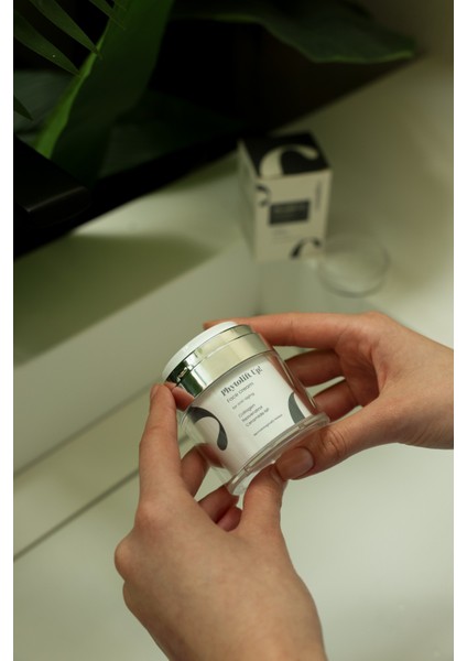 Yaşlanma ve Kırışıklık Karşıtı Nemlendirici Yüz Göz Çevresi Altı Cilt Kremi Gece Yağlı Su Bazlı Kuru fiyatları