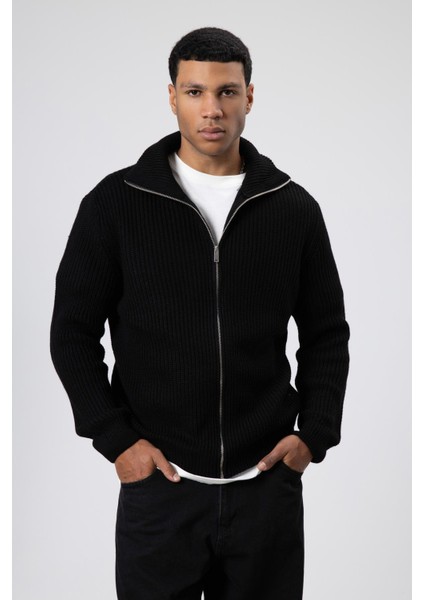 Oversize Fermuarlı Triko Hırka Siyah modelleri