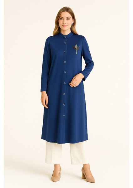 961 Sıfır Yaka Önü Boydan Çıtçıtlı Ön Tarafı Arma Detaylı Kol Ucu Lastikli Kap #10-25#