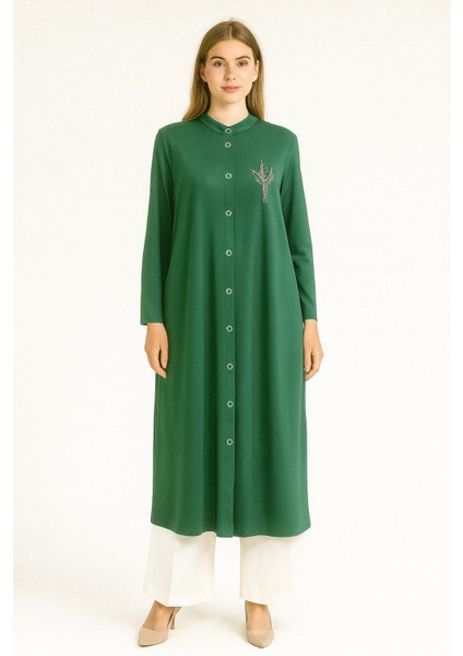 961 Sıfır Yaka Önü Boydan Çıtçıtlı Ön Tarafı Arma Detaylı Kol Ucu Lastikli Kap #10-25#