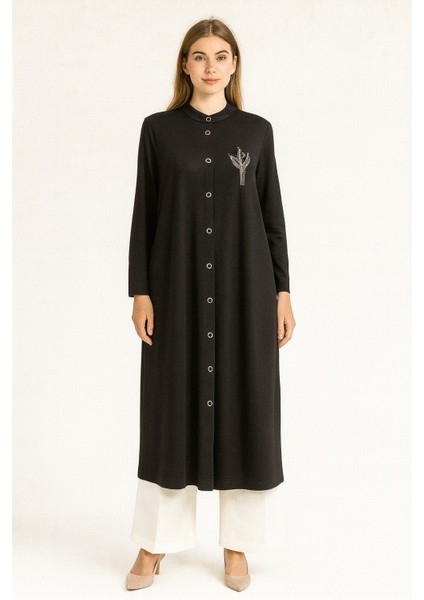 961 Sıfır Yaka Önü Boydan Çıtçıtlı Ön Tarafı Arma Detaylı Kol Ucu Lastikli Kap #10-25#