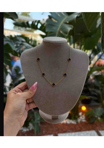 Gold Mini Siyah Yonca Model Çelik Kolye