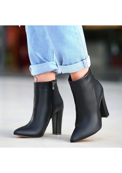 Loora Siyah Cilt Topuklu Bot indirimleri