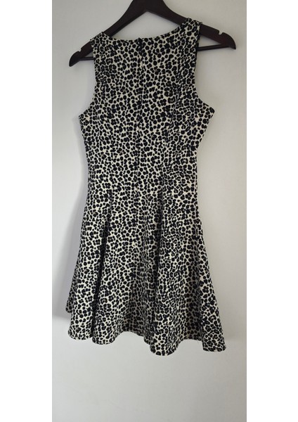 Leopar Desenli Günlük Elbise fırsatları