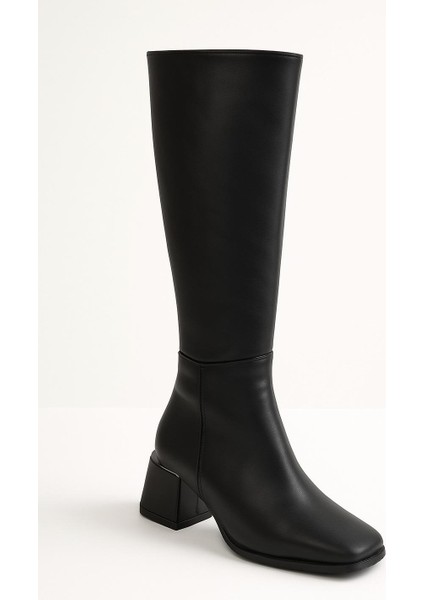 Kadın Topuk Detaylı Yandan Fermuarlı Uzun Çizme modelleri