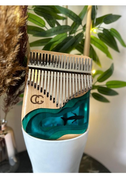 Harika Seri Pro Epoksi Balık Kalimba 21 Telli – Taşıma Çantası, Sticker ve Eğitim Kitapçığı Dahil”