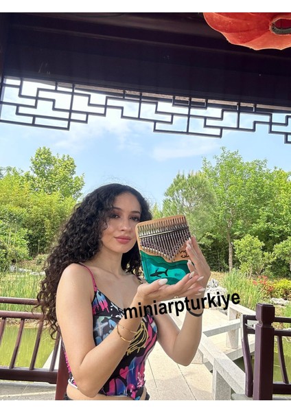 Harika Seri Pro Epoksi Balık Kalimba 21 Telli – Taşıma Çantası, Sticker ve Eğitim Kitapçığı Dahil”