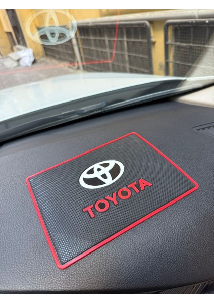 Toyota Torpido Üstü Kaydırmaz Ped
