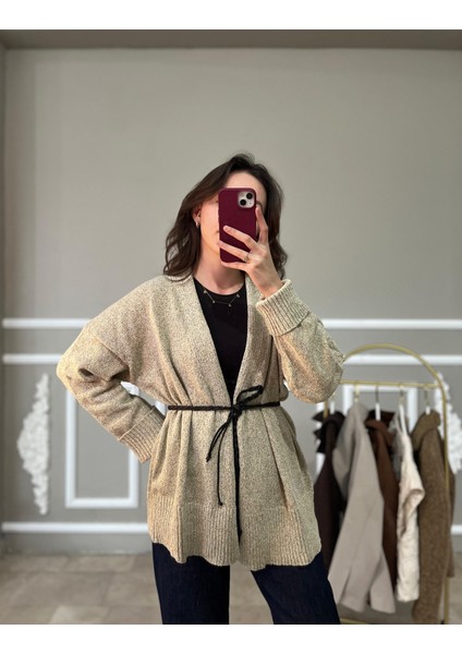 Kemerli Latte Hırka