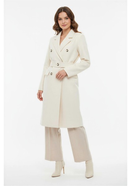 Krem Düğme Detaylı Kuşaklı Uzun Kaban