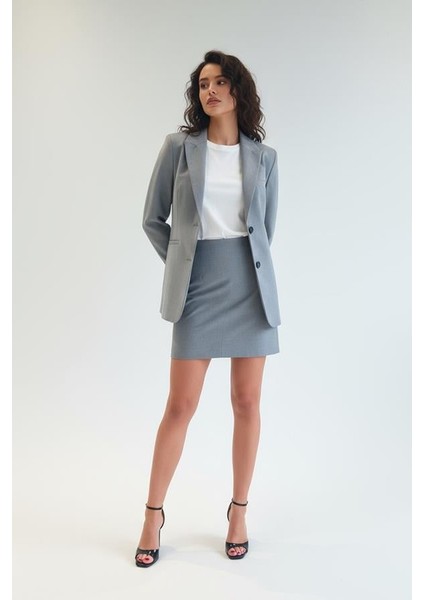 Gri Cep ve Düğme Detaylı Basic Ceket fırsatları