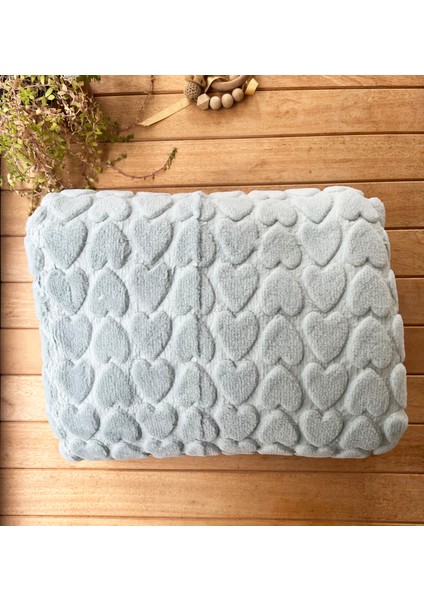 Mint Kalp Kabartmalı Kalın Peluş Battaniye fiyatları