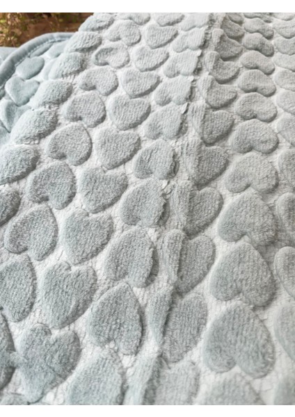 Mint Kalp Kabartmalı Kalın Peluş Battaniye fırsatları