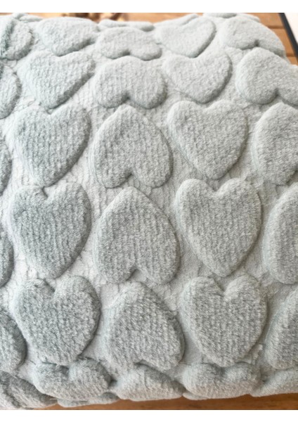 Mint Kalp Kabartmalı Kalın Peluş Battaniye